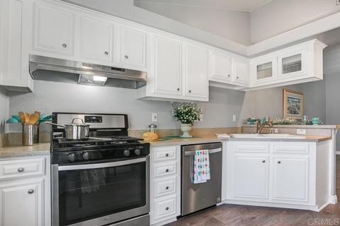 367 Brotherton Gln, Escondido, CA 92025 photo 4