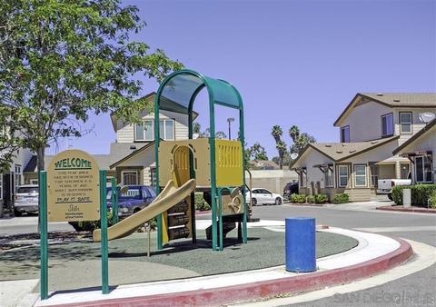 367 Brotherton Gln, Escondido, CA 92025 photo 2
