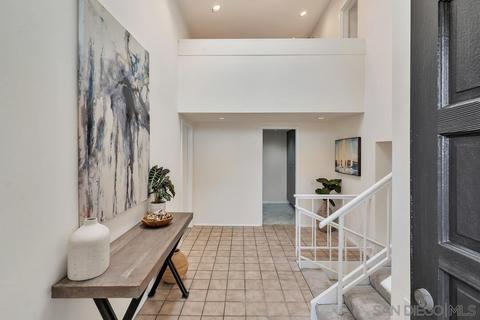 2284 Caminito Castillo, La Jolla, CA 92037 photo 6