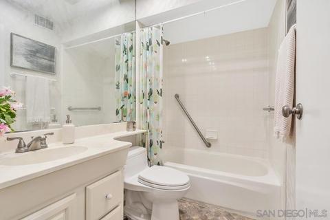 2284 Caminito Castillo, La Jolla, CA 92037 photo 42