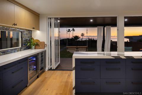 5901 Avenida Chamnez, La Jolla, CA 92037 photo 47