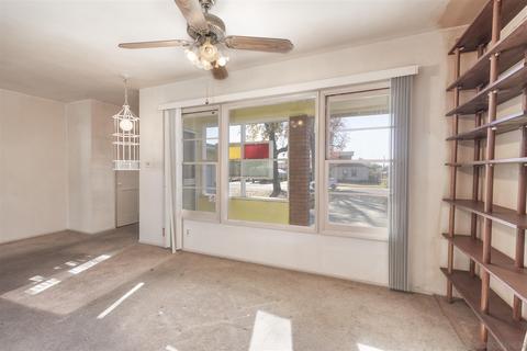 826 W E St, Ontario, CA 91762 photo 6