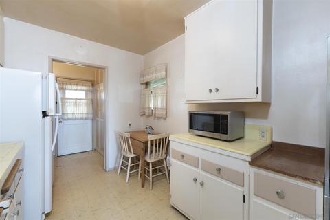 826 W E St, Ontario, CA 91762 photo 10