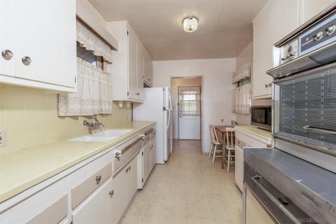 826 W E St, Ontario, CA 91762 photo 8