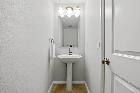 3174 Via Iris, Carlsbad, CA 92009 photo 8