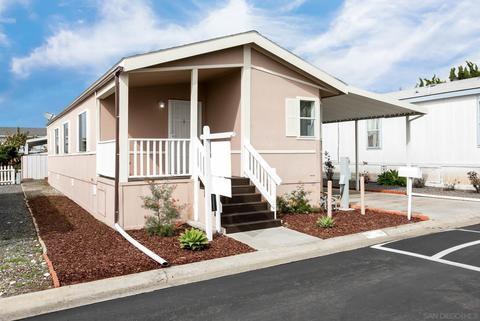 1010 E Bobier Dr #SPC 58, Vista, CA 92084