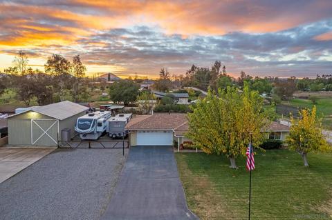 758 Progress Ln, Ramona, CA 92065 photo 1
