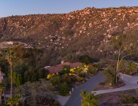 25909 Kornblum Dr, Escondido, CA 92026 photo 36