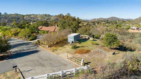 25909 Kornblum Dr, Escondido, CA 92026 photo 43