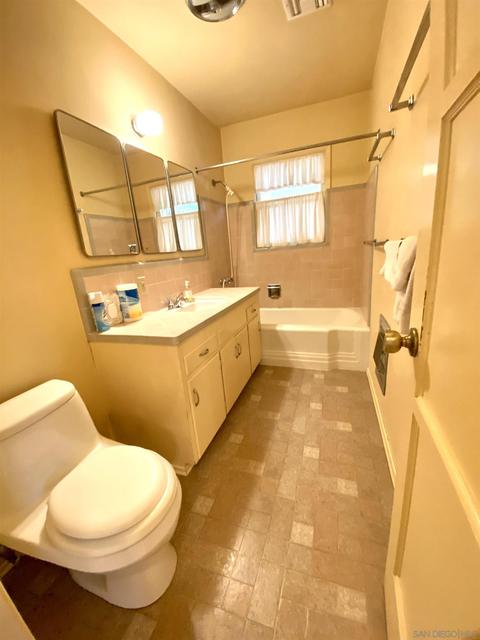 909 1st St, Coronado, CA 92118 photo 12