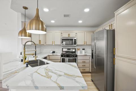 305 Whispering Willow #A, Santee, CA 92071 photo 9