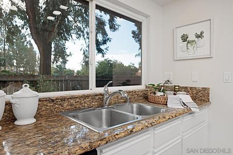 1499 Chaparral Way, Oceanside, CA 92057 photo 8