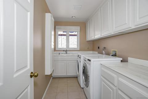 5562 Caminito Genio, La Jolla, CA 92037 photo 16