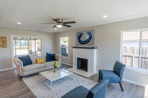 7204 Colony Rd, La Mesa, CA 91942 photo 2