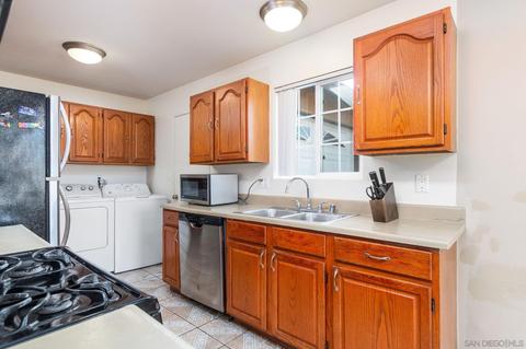 4413 Tortilla Cir, Oceanside, CA 92057 photo 5