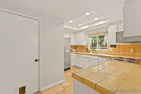 13933 Ridge Hill Rd, El Cajon, CA 92021 photo 11