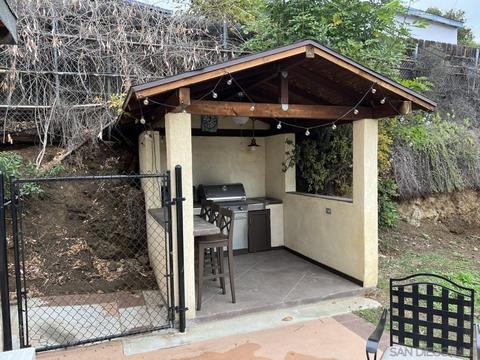 10148 Sierra Madre Rd, Spring Valley, CA 91977 photo 12