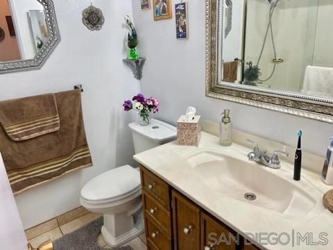 119 Linaza Ln, Spring Valley, CA 91977 photo 18