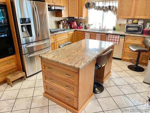 119 Linaza Ln, Spring Valley, CA 91977 photo 7