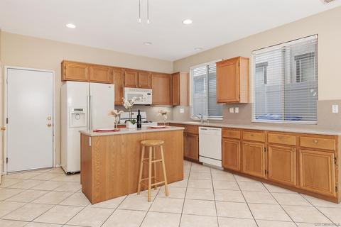 4717 Aliso Way, Oceanside, CA 92057 photo 13