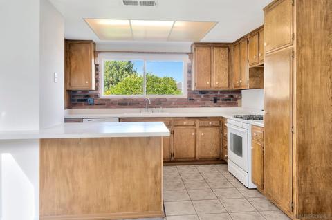 9183 Via De Amor, Santee, CA 92071 photo 6