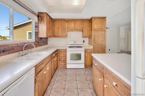 9183 Via De Amor, Santee, CA 92071 photo 8