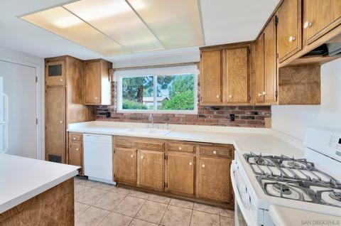 9183 Via De Amor, Santee, CA 92071 photo 7