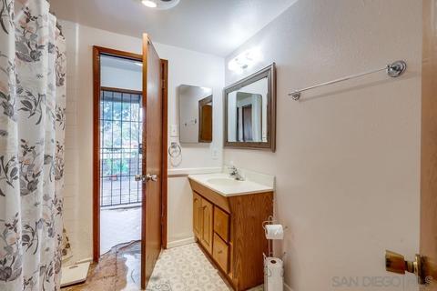 2027 Alegria Dr, El Cajon, CA 92021 photo 15