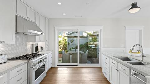 6204 Beaumont Ave, La Jolla, CA 92037 photo 17