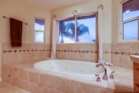 8026 Sterling Dr, El Cajon, CA 92021 photo 16