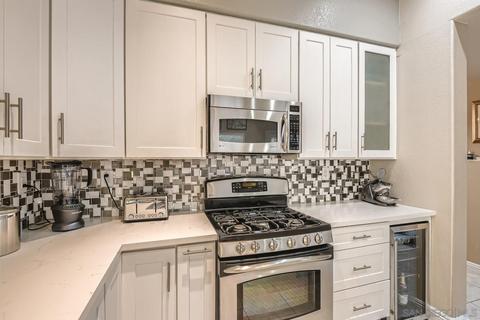 418 Helix Way, Oceanside, CA 92057 photo 7