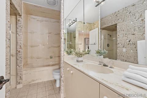 7960 Roseland, La Jolla, CA 92037 photo 28