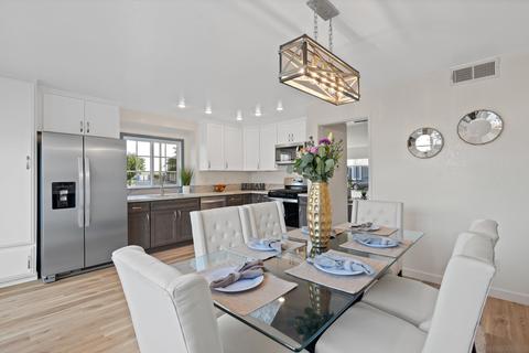 6978 Carnation Dr, Carlsbad, CA 92011 photo 11