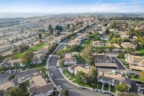 6978 Carnation Dr, Carlsbad, CA 92011 photo 2