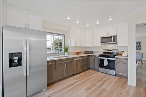 6978 Carnation Dr, Carlsbad, CA 92011 photo 10