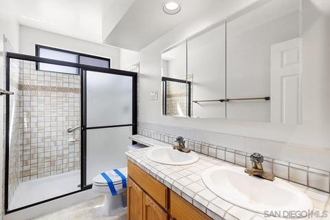 2760 Olympia Dr, Carlsbad, CA 92010 photo 15