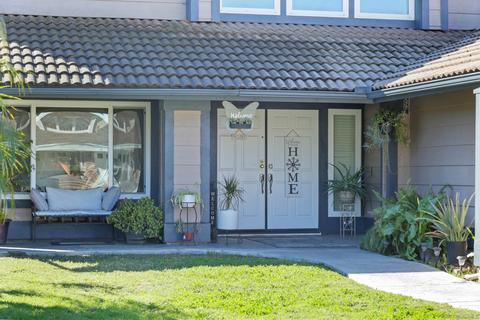3719 Kelton Dr, Oceanside, CA 92056 photo 2