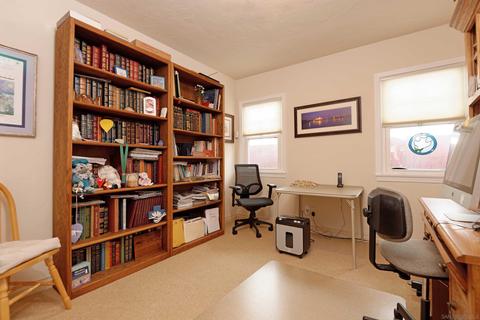 536 Nautilus St, La Jolla, CA 92037 photo 22