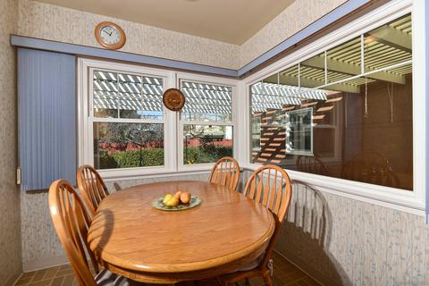 536 Nautilus St, La Jolla, CA 92037 photo 12