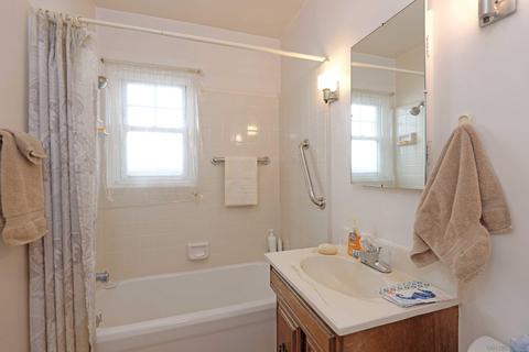 536 Nautilus St, La Jolla, CA 92037 photo 21