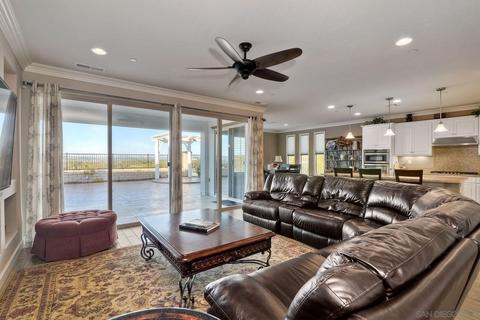 446 Adobe Estates Dr, Vista, CA 92083 photo 2