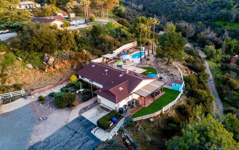 1019 Arnold Way, Alpine, CA 91901 photo 2