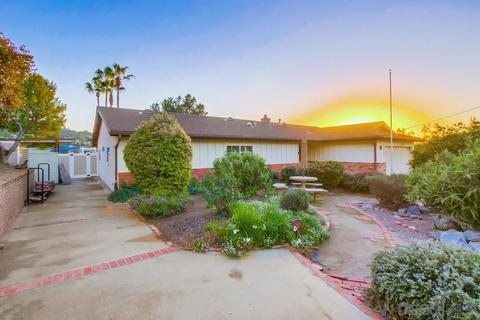 1019 Arnold Way, Alpine, CA 91901 photo 1