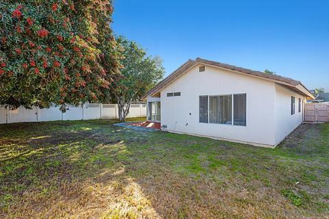 790 Foxwood Dr, Oceanside, CA 92057 photo 27