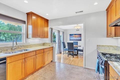 6190 Primrose Dr, La Mesa, CA 91942 photo 11