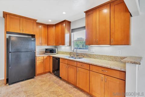 6190 Primrose Dr, La Mesa, CA 91942 photo 9
