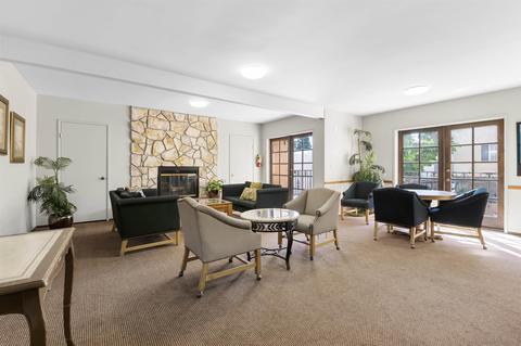 707 Orange Ave #1D, Coronado, CA 92118 photo 23