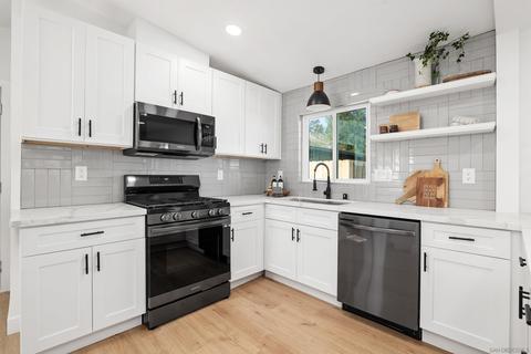 306 Morningside Ter, Vista, CA 92084 photo 11
