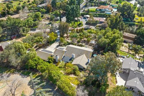 3337 Sunset Dr, Fallbrook, CA 92028 photo 4