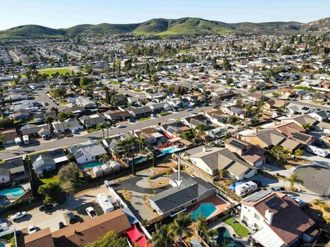 10702 El Nopal, Santee, CA 92071 photo 32